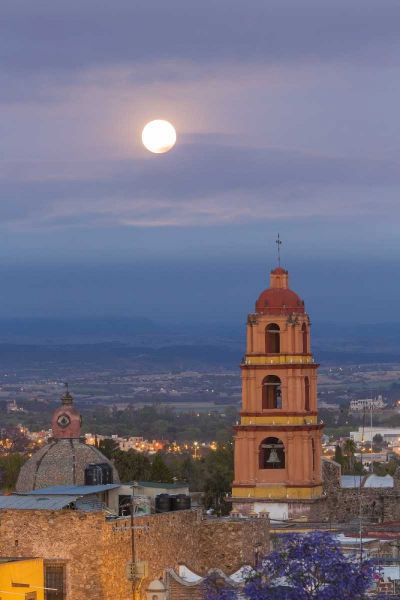 Mexico, San Miguel de Allende Full moon
